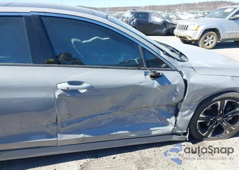 2021 Kia K5 Gt-Line z USA, uszkodzony, nr VIN 5XXG64J23MG009073